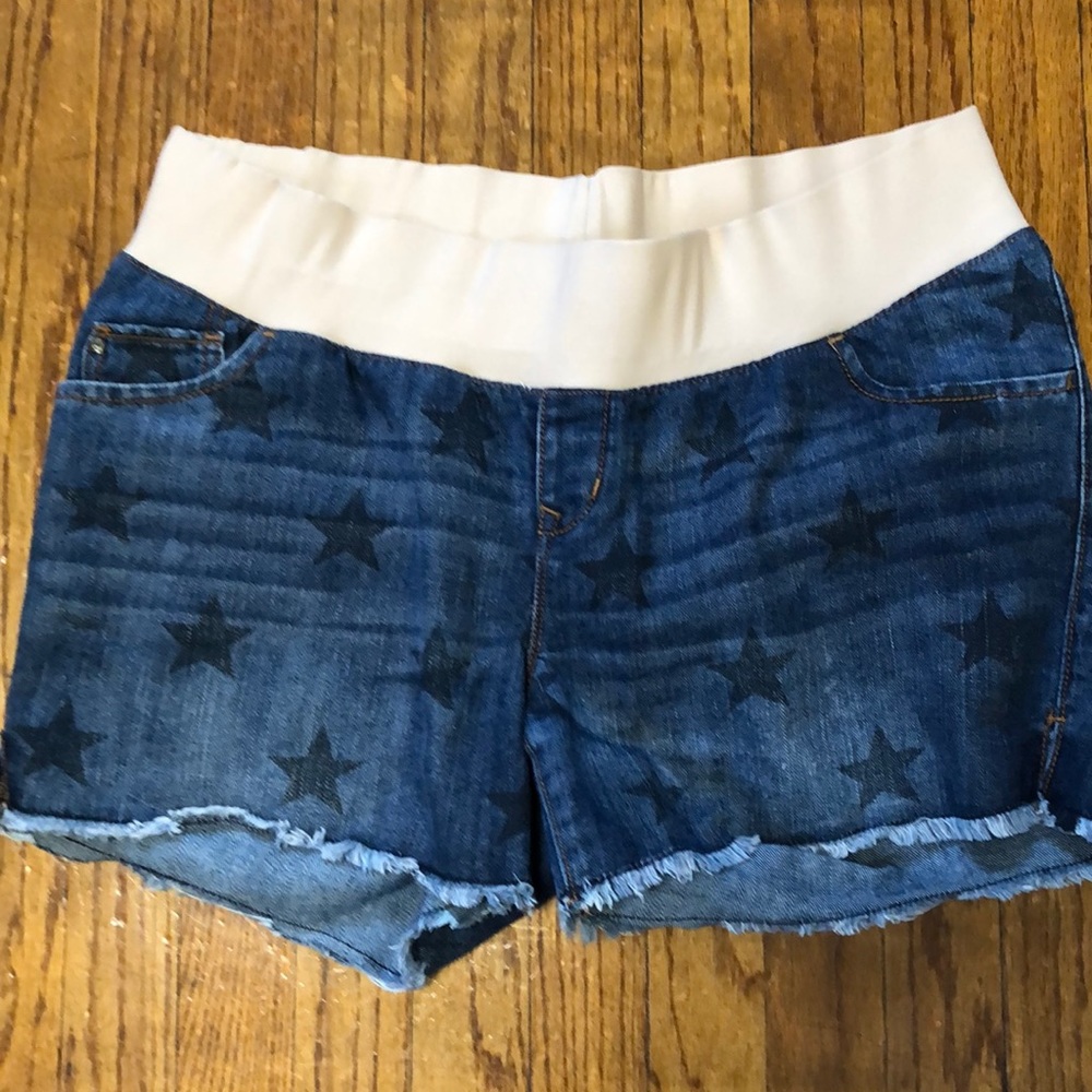 Old navy maternity shorts size 14